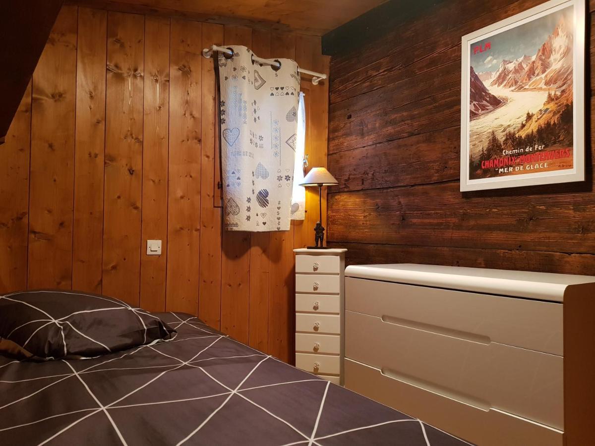Petit Chalet Savoyard Domancy Exteriör bild